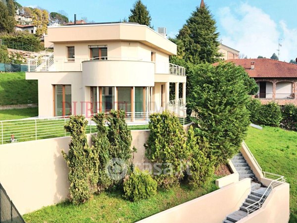 casa indipendente in vendita a Varese in zona Cartabbia