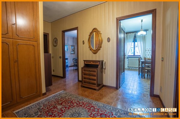 casa indipendente in vendita a Varese in zona Giubiano