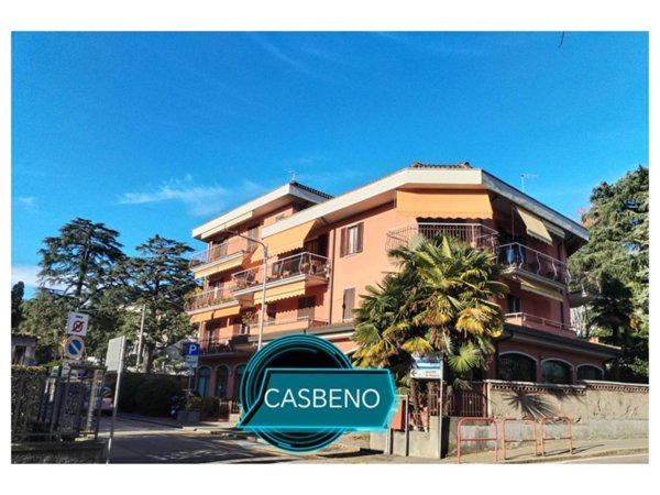 appartamento in vendita a Varese in zona Casbeno