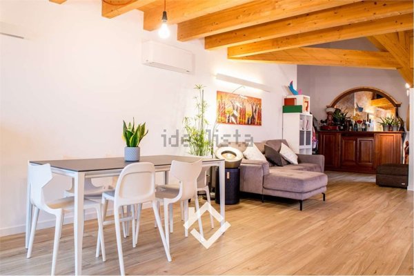 appartamento in vendita a Varese in zona Ippodromo