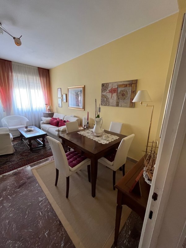 appartamento in vendita a Varese in zona Centro Città