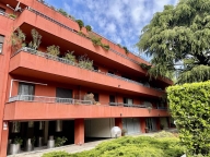 appartamento in vendita a Varese in zona Viale Aguggiari