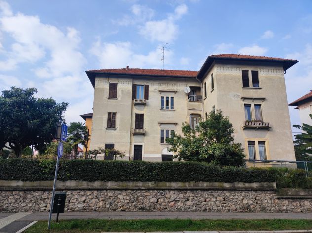 appartamento in vendita a Varese in zona Biumo