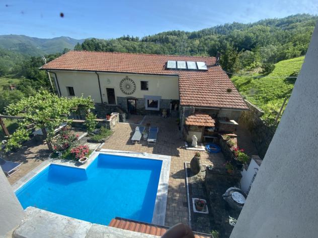 casa indipendente in vendita a Varese in zona Centro Città