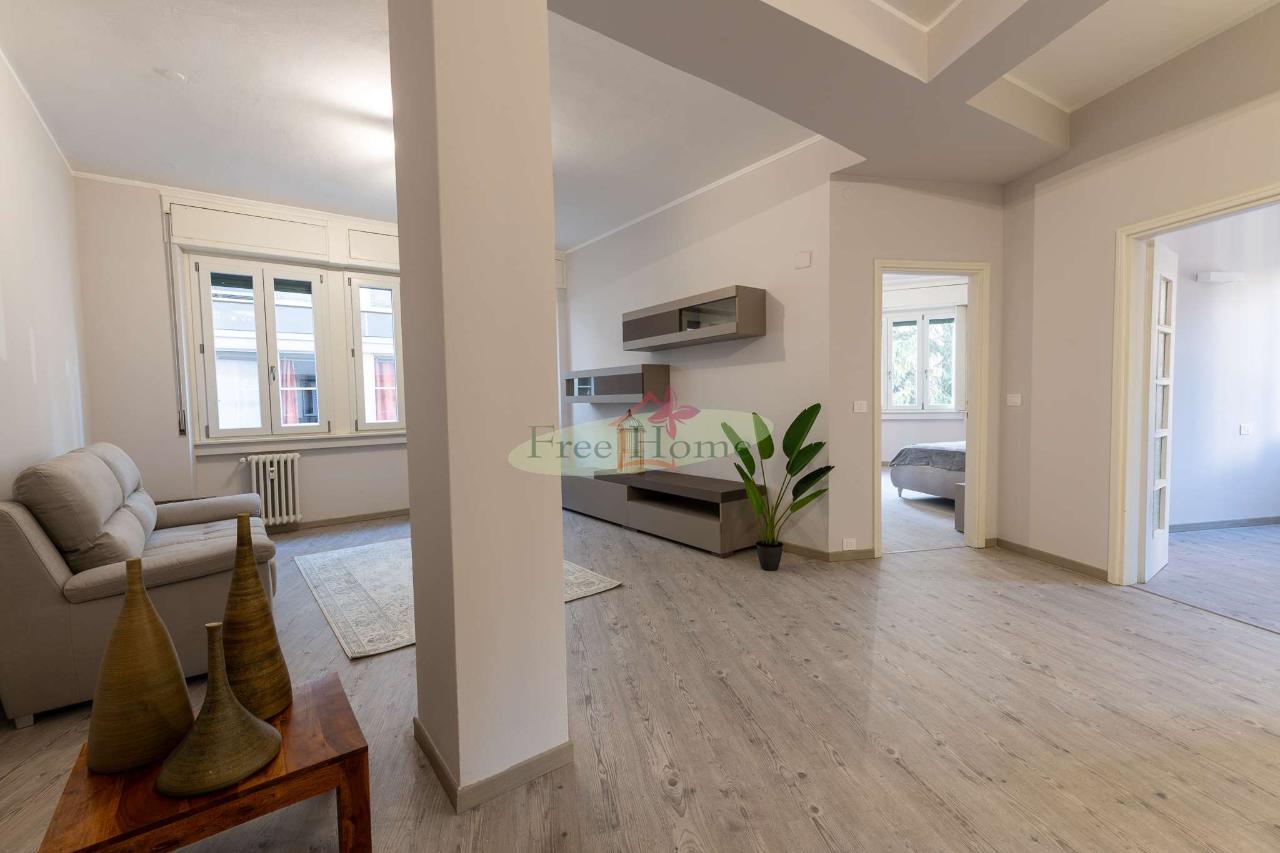 appartamento in vendita a Varese in zona Centro Città