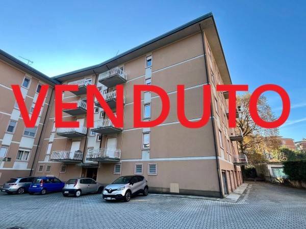 appartamento in vendita a Varese