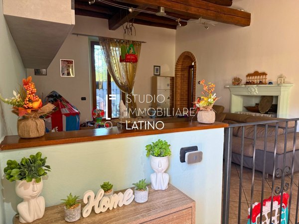 appartamento in vendita a Varese in zona Centro Città