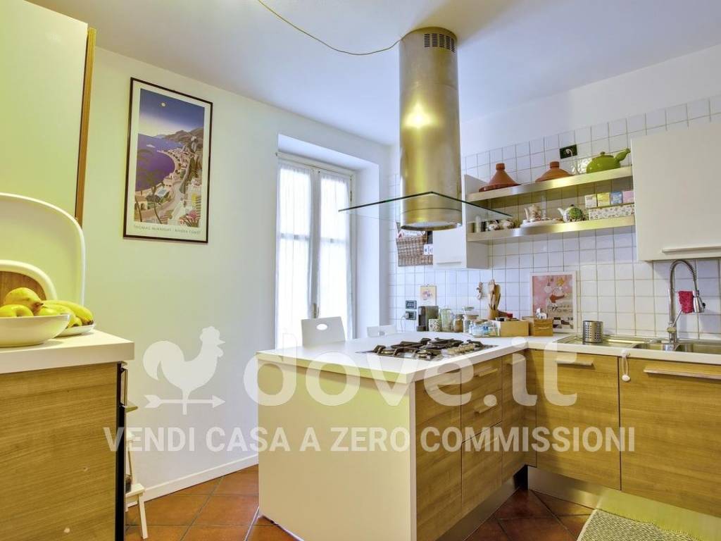 appartamento in vendita a Varese in zona Centro Città
