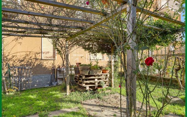 appartamento in vendita a Varese in zona Bizzozero