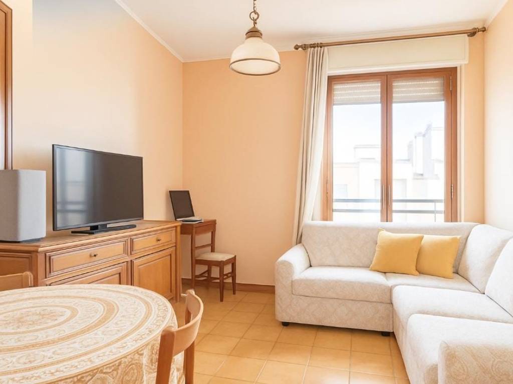 appartamento in vendita a Varese in zona Biumo