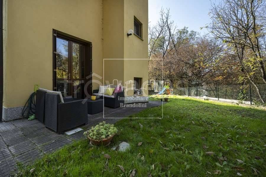 casa indipendente in vendita a Varese in zona Bobbiate