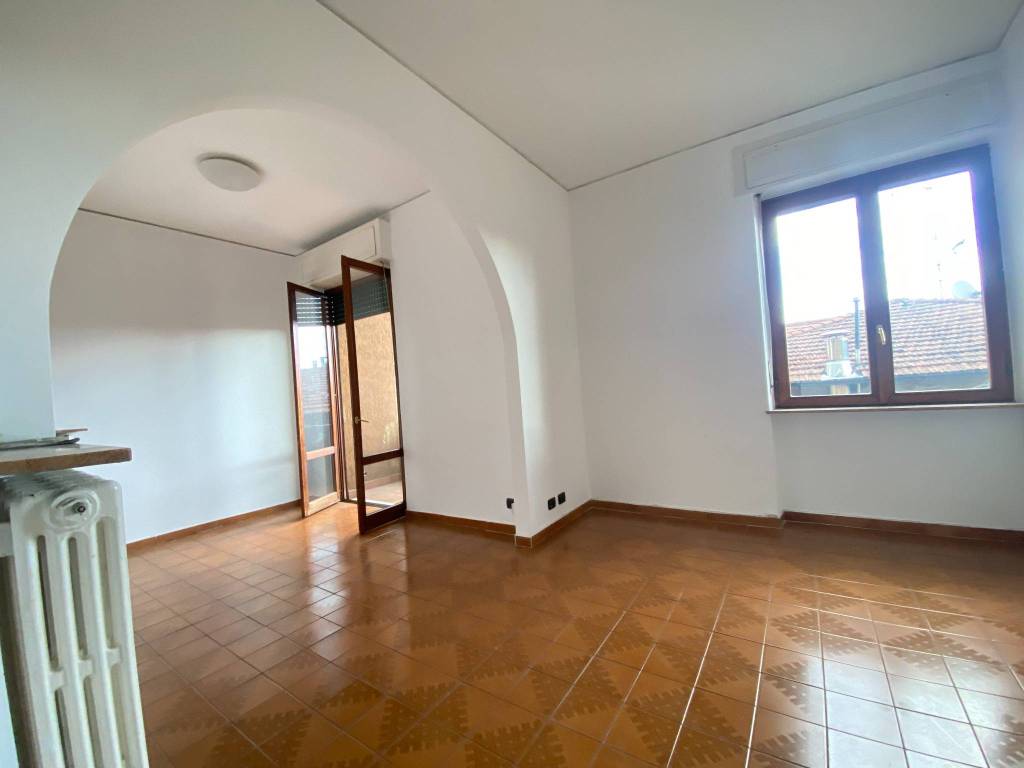 appartamento in vendita a Varese in zona Biumo