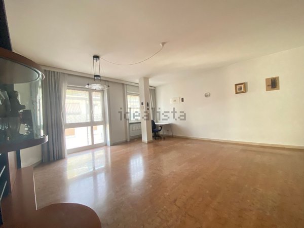 appartamento in vendita a Varese in zona Biumo