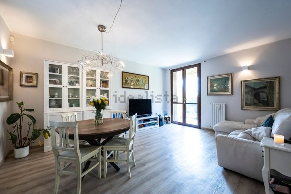 casa indipendente in vendita a Varese in zona Bobbiate