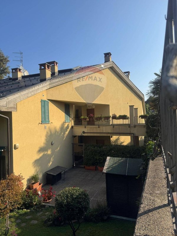 appartamento in vendita a Varese in zona Sant'Ambrogio