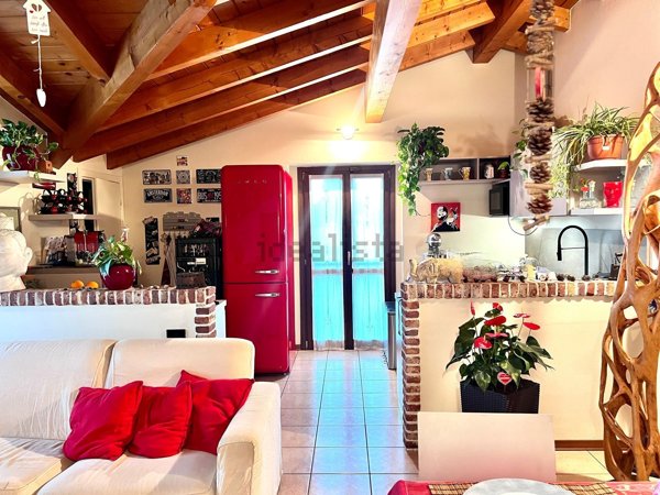 appartamento in vendita a Varese in zona Viale Belforte