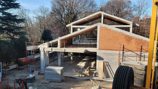 casa indipendente in vendita a Varese in zona Sant'Ambrogio