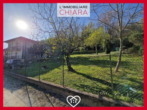 casa indipendente in vendita a Varese in zona Capolago