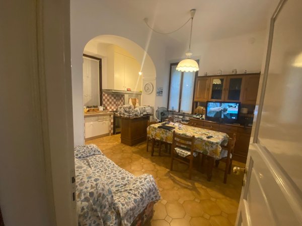 casa indipendente in vendita a Varese in zona Bobbiate