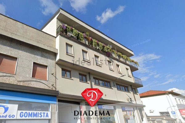 appartamento in vendita a Varese in zona Viale Belforte