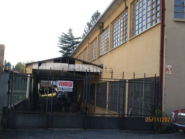 locale di sgombero in vendita a Varese in zona Ippodromo