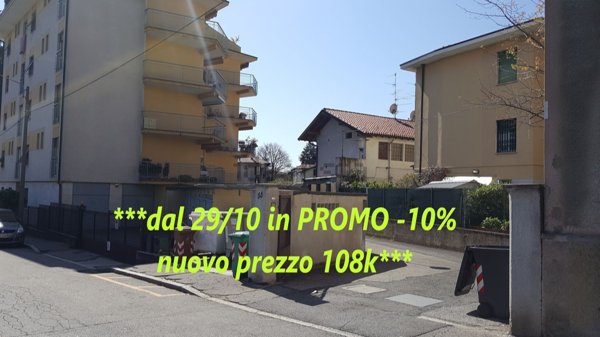 casa indipendente in vendita a Varese in zona Centro Città