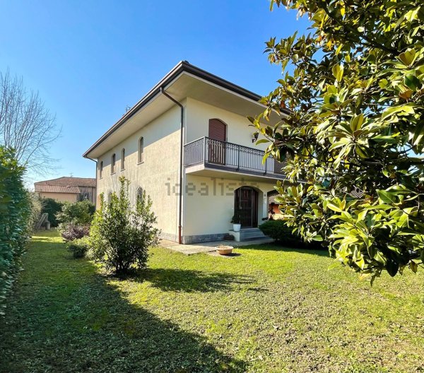 pentavano in vendita a Varese in zona Centro Città