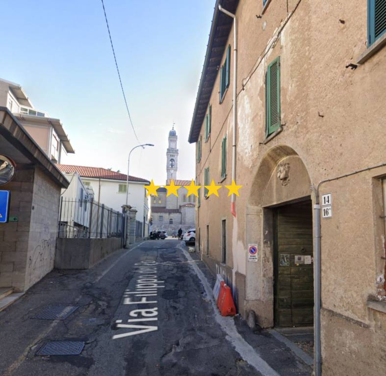 appartamento in vendita a Varese in zona Giubiano