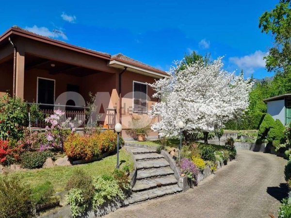 appartamento in vendita a Varese in zona Bobbiate