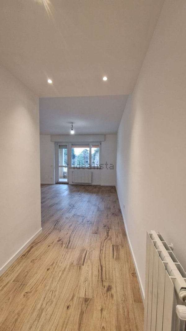 appartamento in vendita a Varese in zona Via Crispi