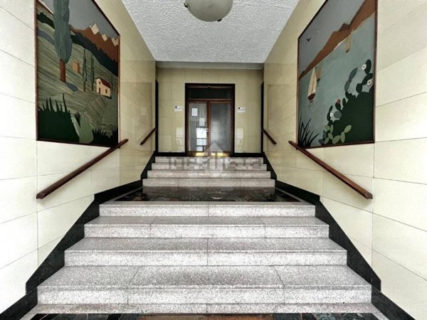 appartamento in vendita a Varese in zona Giubiano