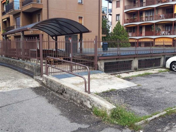 appartamento in vendita a Varese