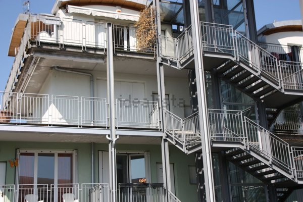 appartamento in vendita a Varese in zona Avigno