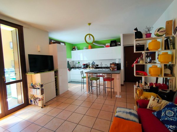 appartamento in vendita a Varese in zona Viale Aguggiari