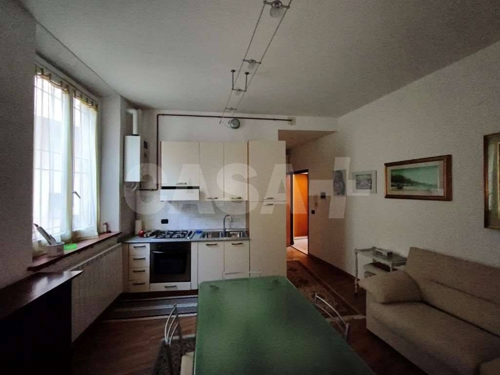 appartamento in vendita a Varese in zona Centro Città