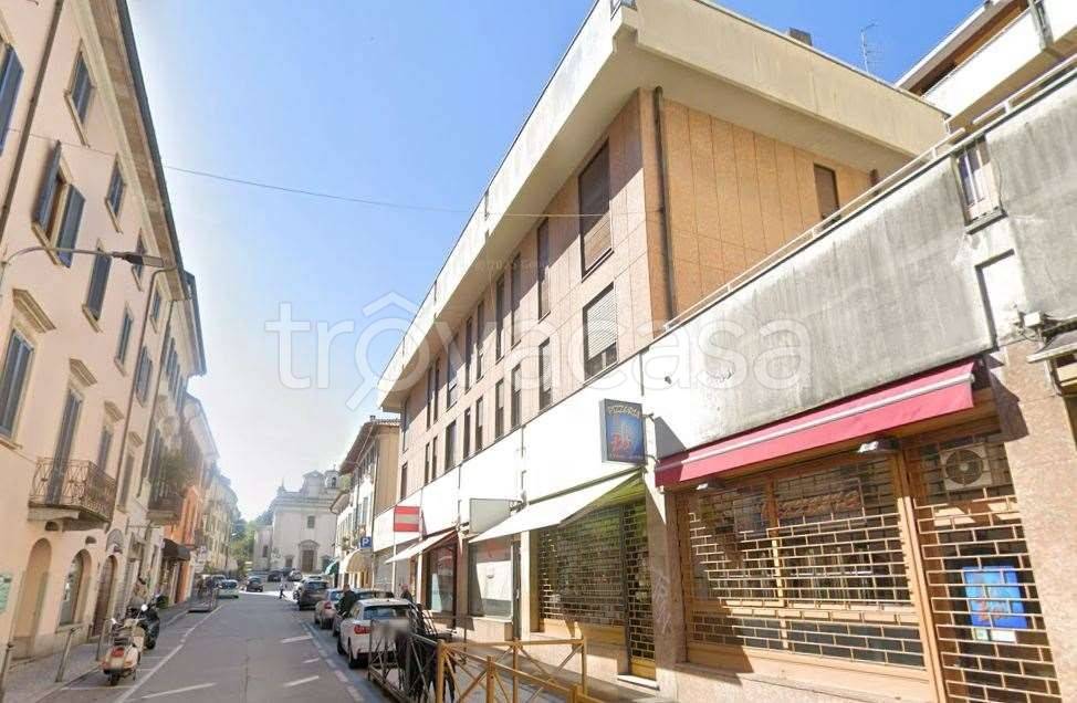 appartamento in vendita a Varese in zona Centro Città