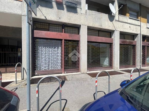 ufficio in vendita a Varese in zona Giubiano