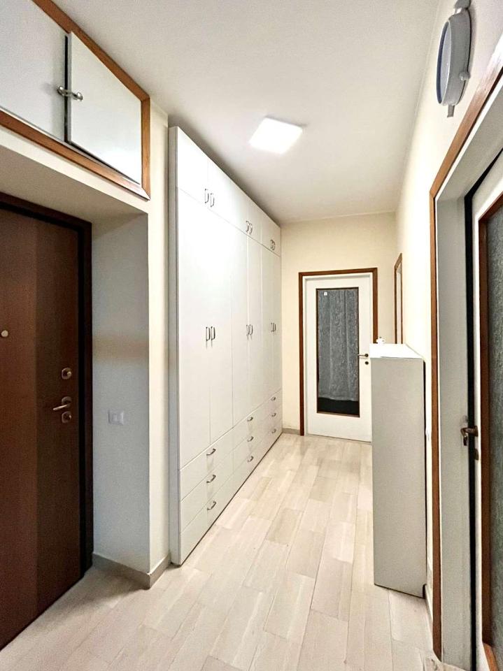 appartamento in vendita a Varese in zona Avigno