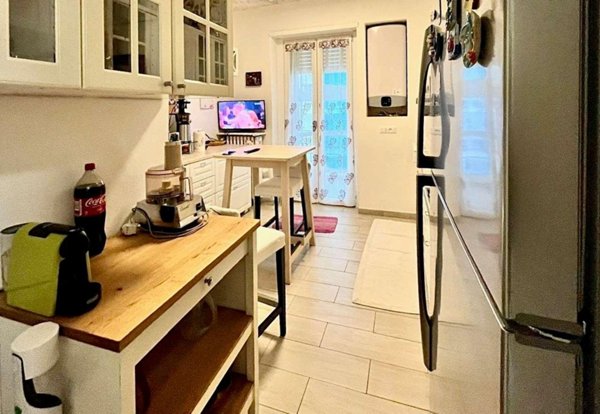 appartamento in vendita a Varese in zona Velate