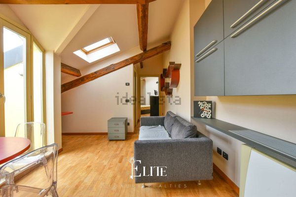 appartamento in vendita a Varese in zona Centro Città