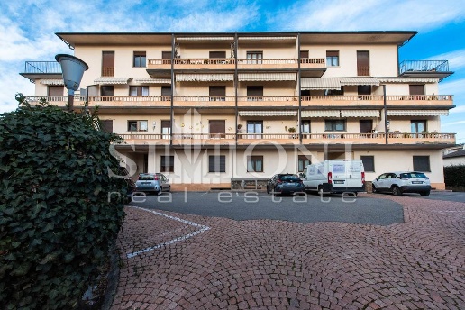 appartamento in vendita a Varese in zona Giubiano