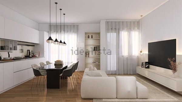 appartamento in vendita a Varese in zona Centro Città