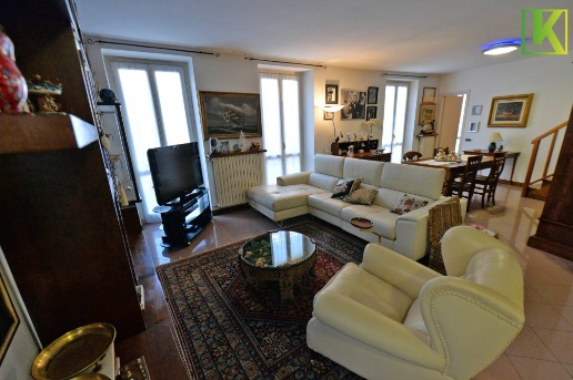 appartamento in vendita a Varese in zona Centro Città