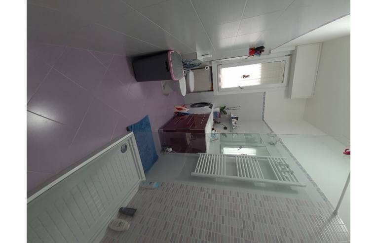 appartamento in vendita a Varese in zona Giubiano