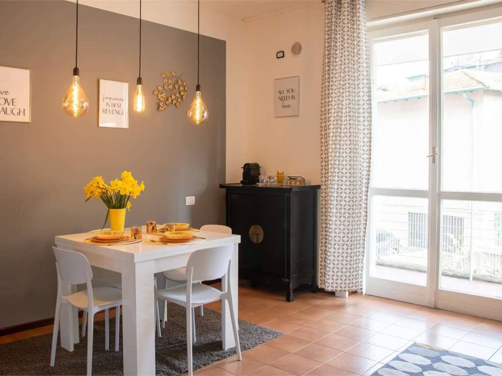 appartamento in vendita a Varese in zona Brunella