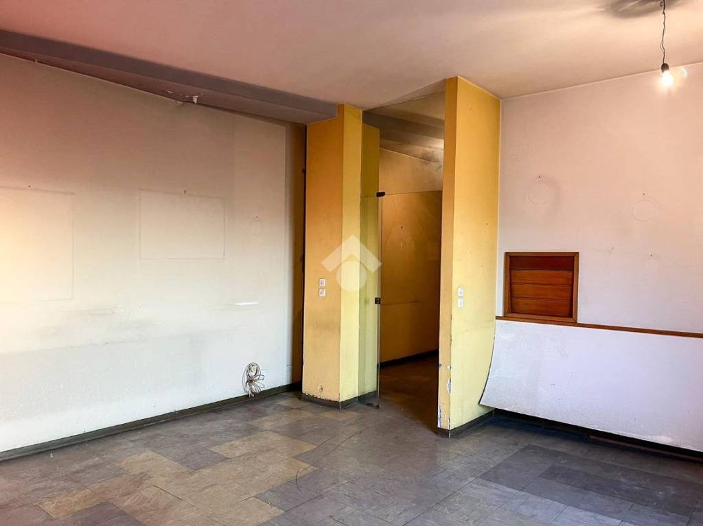 appartamento in vendita a Varese in zona Centro Città