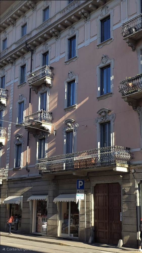 appartamento in vendita a Varese in zona Centro Città