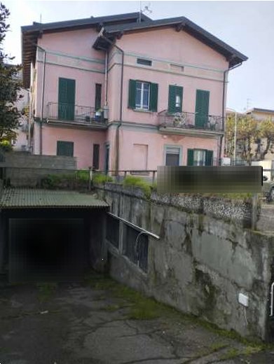 appartamento in vendita a Varese