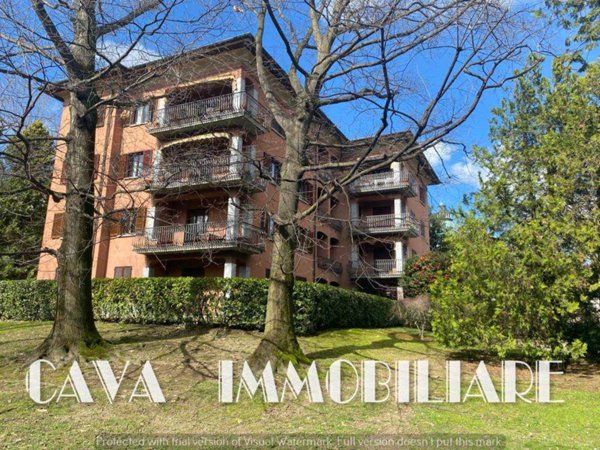 appartamento in vendita a Varese in zona Centro Città