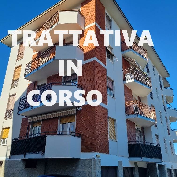 appartamento in vendita a Varese in zona Giubiano